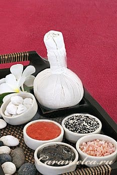 Самодельный скраб из грейпфрута, клюквы, инжира, меда